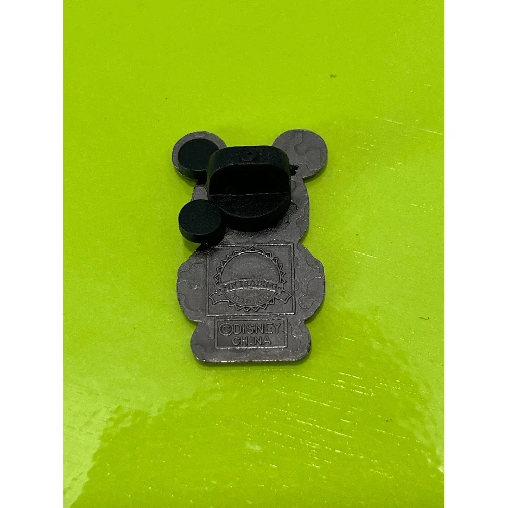 Disney‎ Vinylmation Green Bear Enamel Pin Mickey Mouse Ears Trading Pin EUC